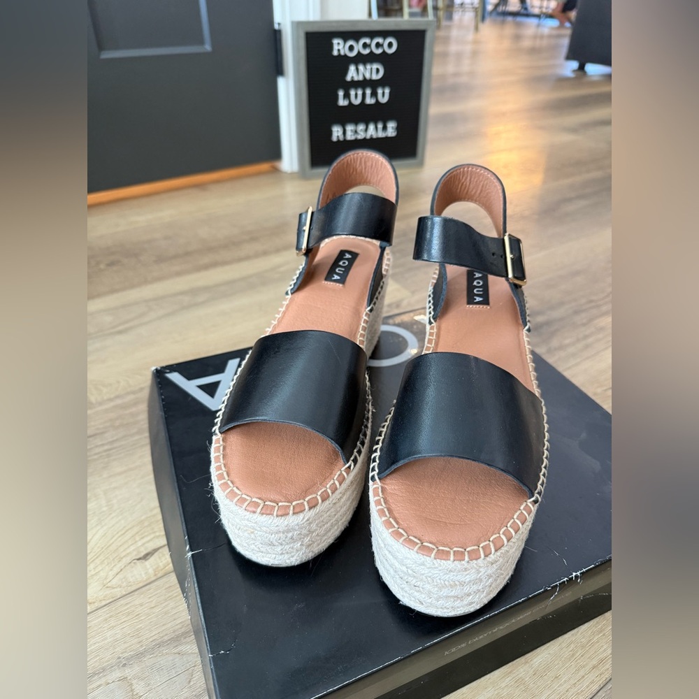 ❌Rowan black leather wedges - Picture 5 of 6